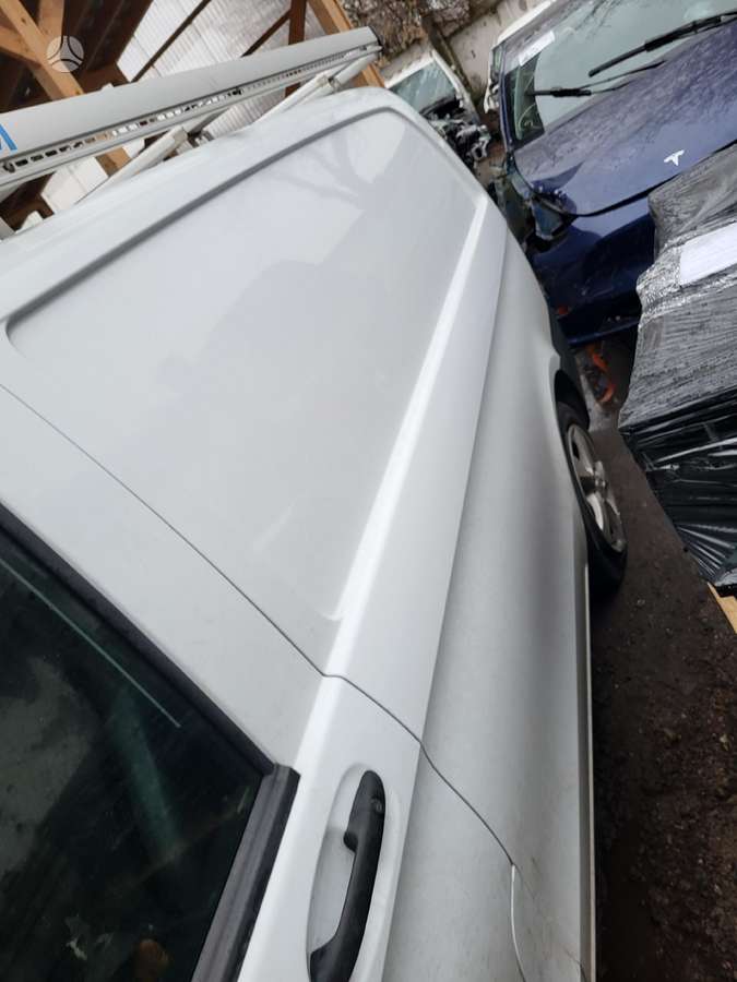 Mercedes-Benz Vito dalimis