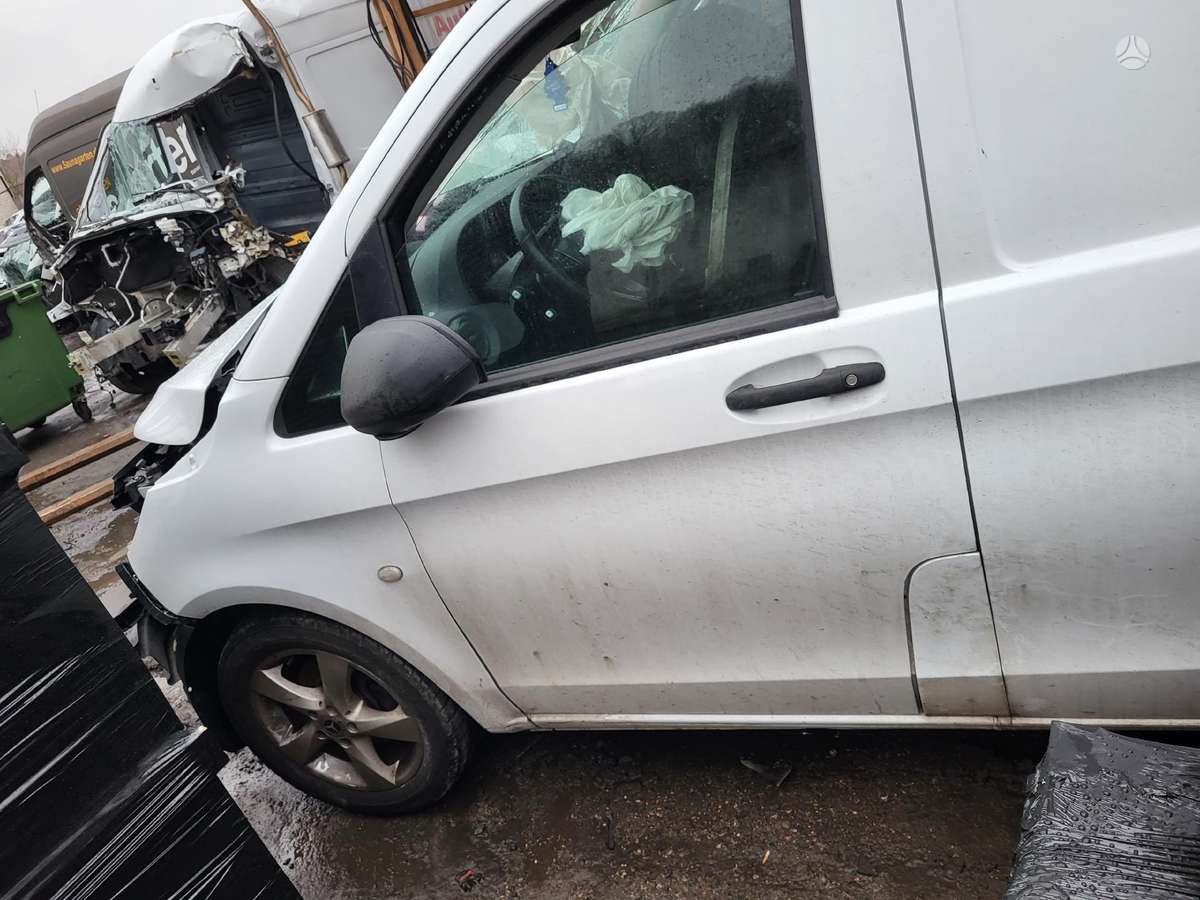 Mercedes-Benz Vito по частям