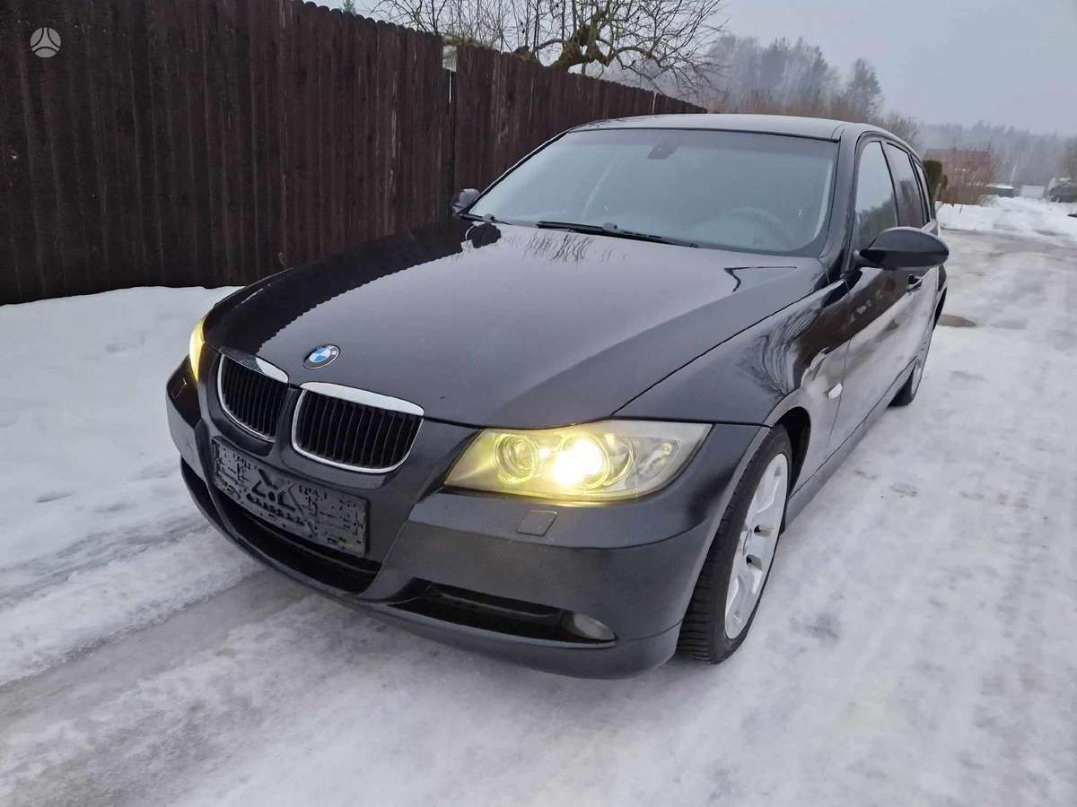 BMW 320 Dalimis