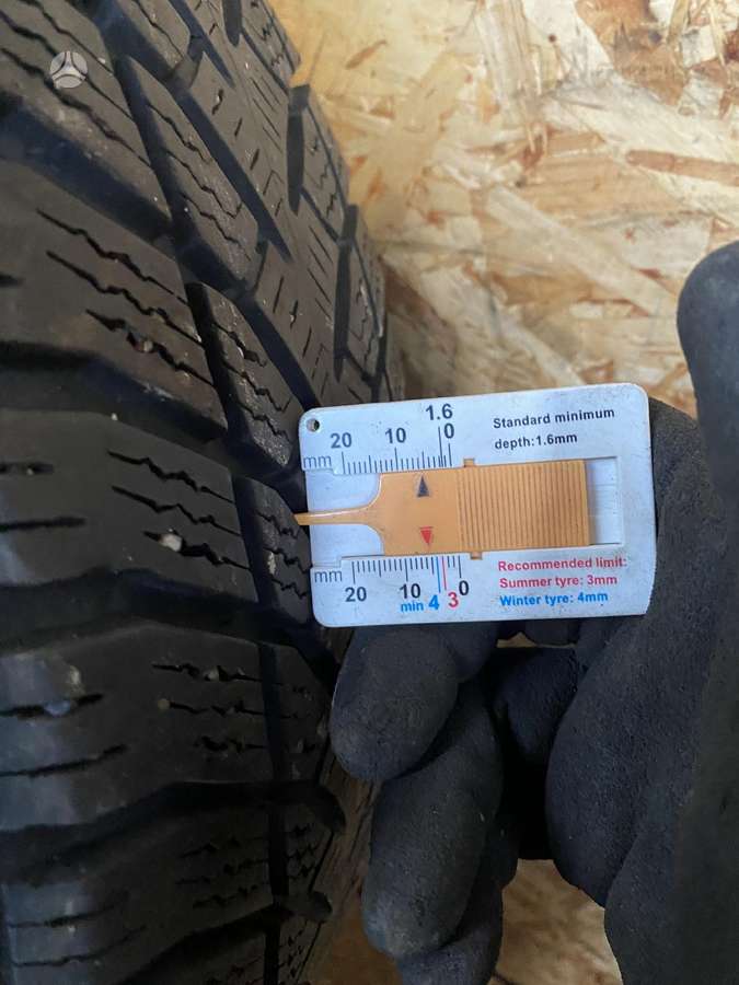 Goodyear Ultra Grip, winter 215/65 R16