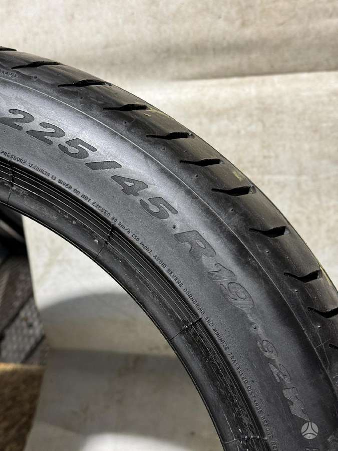Pirelli P ZERO | RUN FLAT, vasarinės 225/45 R19