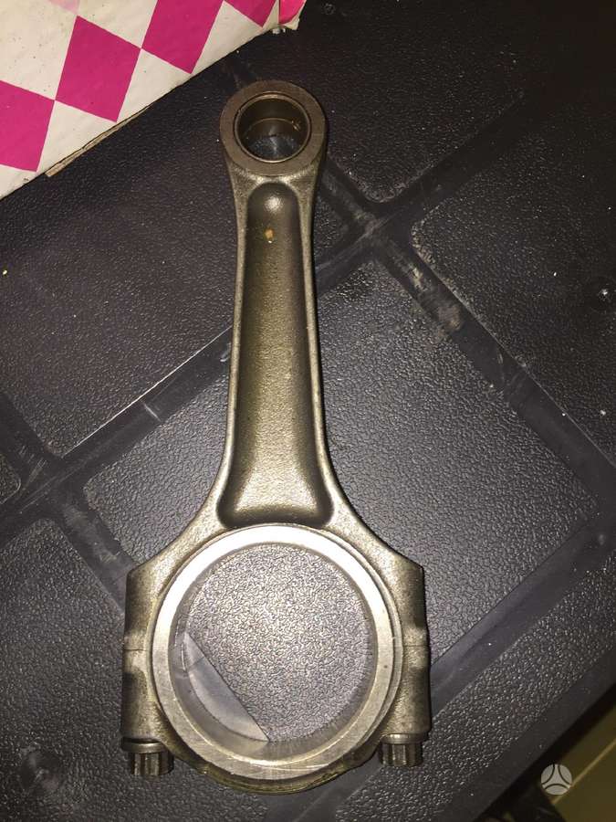Maserati 3200 GT engine parts