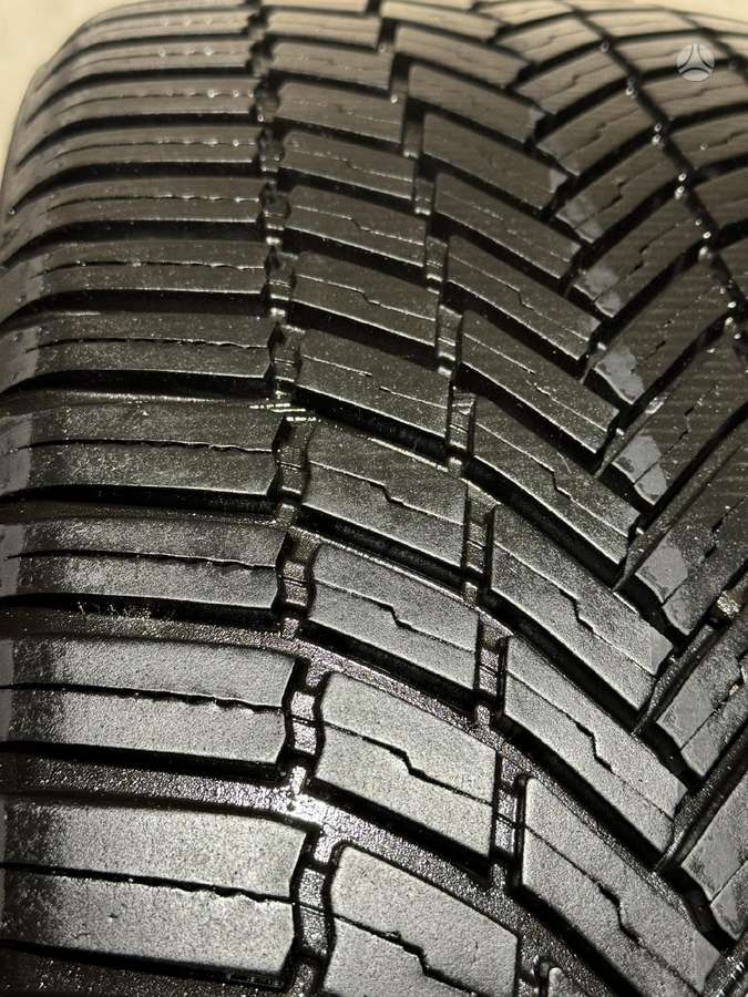 Bridgestone WEATHERCONTROL A005, universalios 225/45 R19