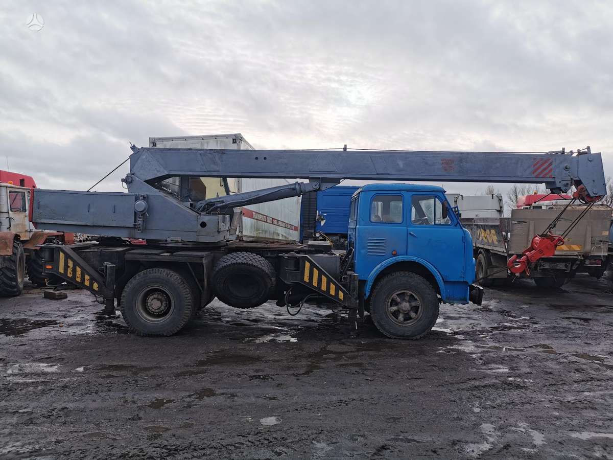 MAZ MAZ, construction and road construction equipment