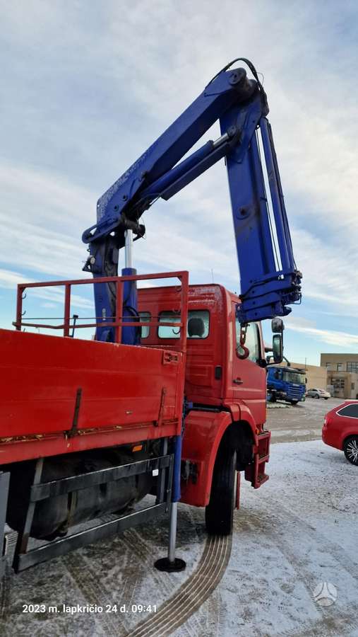 HIAB 200 C3, cranes / grapples