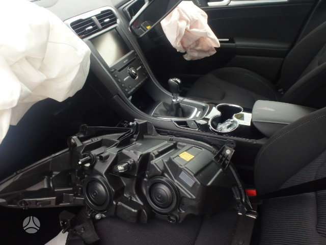 Ford Mondeo dalimis