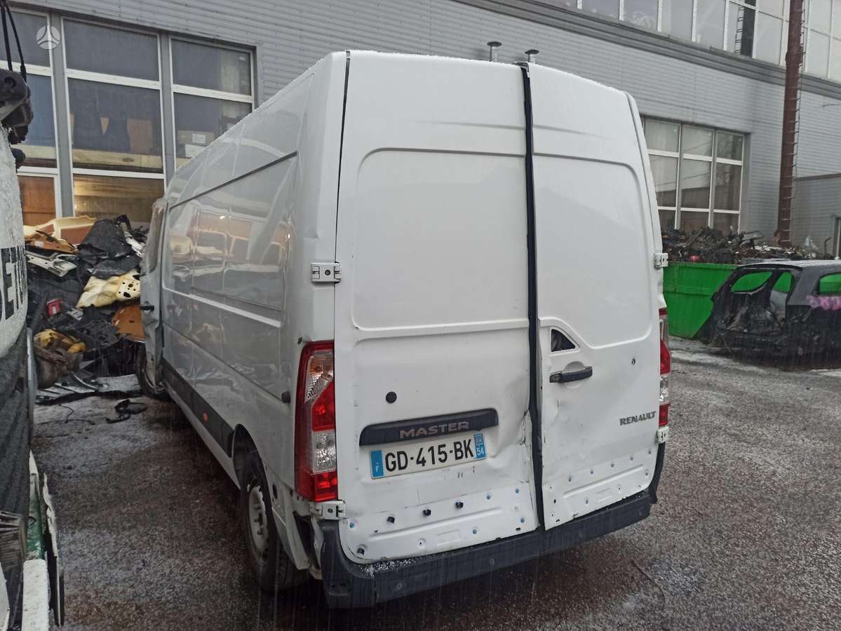 Renault MASTER, preču