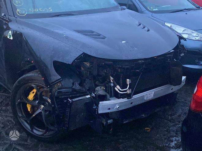 Alfa Romeo Stelvio for parts