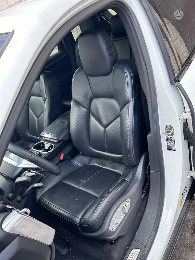 Porsche Cayenne по частям