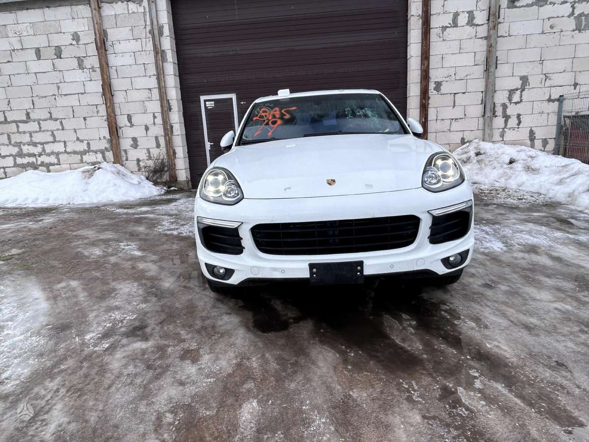 Porsche Cayenne rezerves daļās