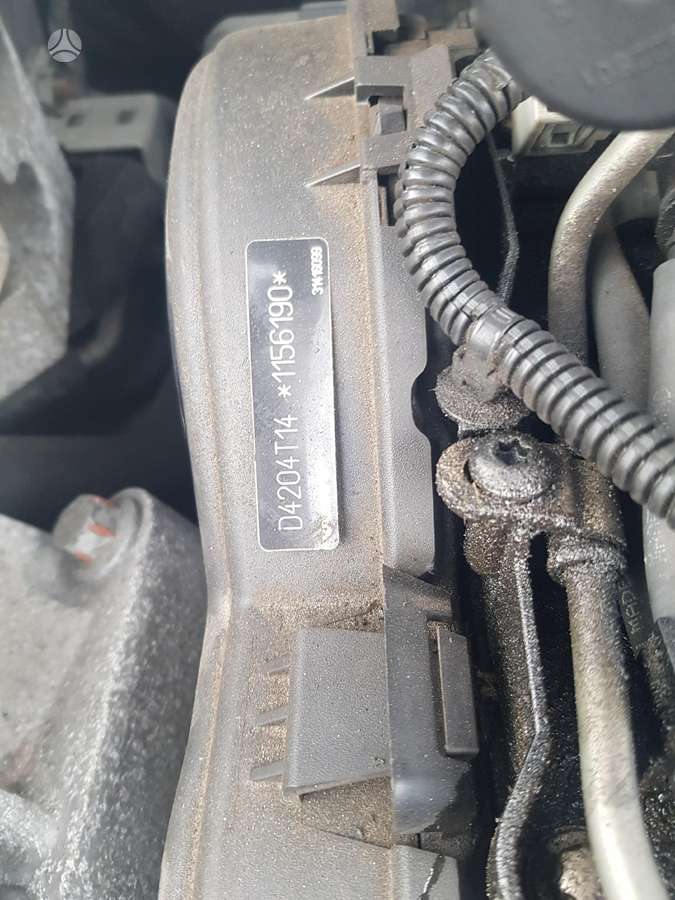 Volvo V40 Visos volvo dalys