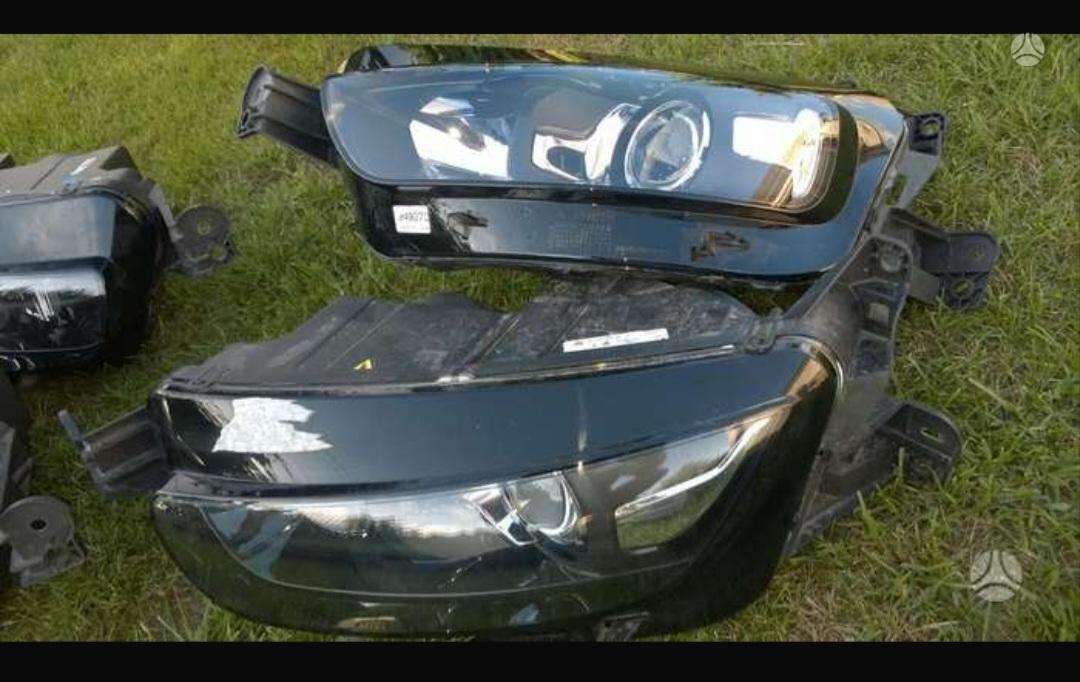 Citroen Grand C4 Picasso kėbulo dalys