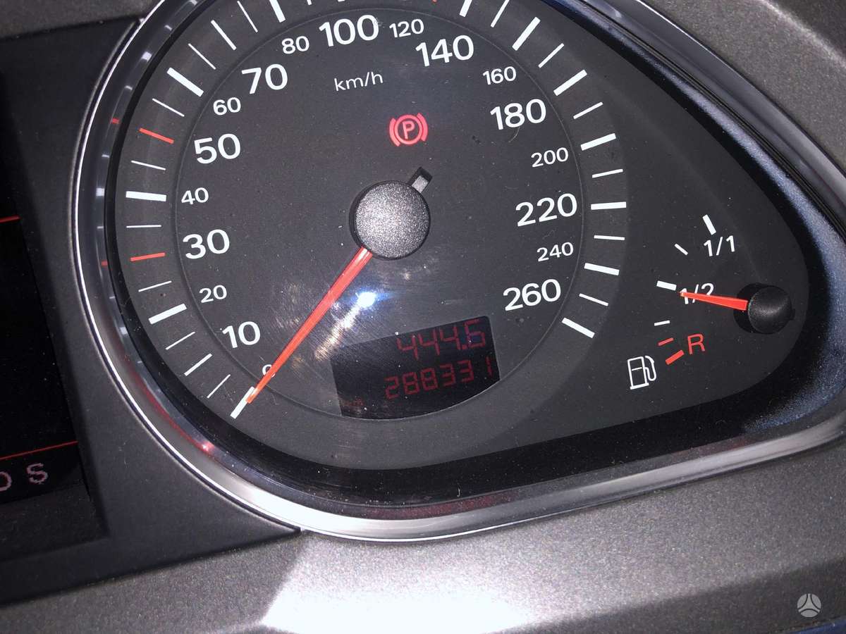 Audi A6 по частям. Audi a6 2 4l bdw dalimis