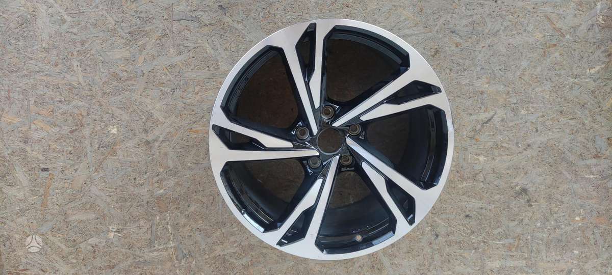 Audi e-tron, 4J3601025, Cen12019
