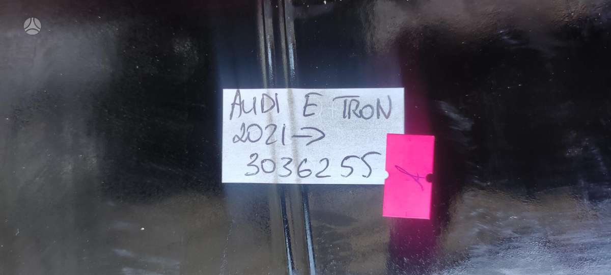 Audi e-tron, 4J3601025, Cen12019