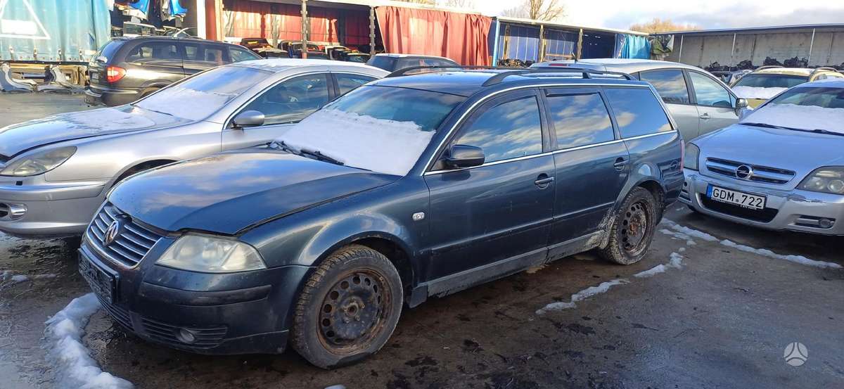 Volkswagen Passat for parts