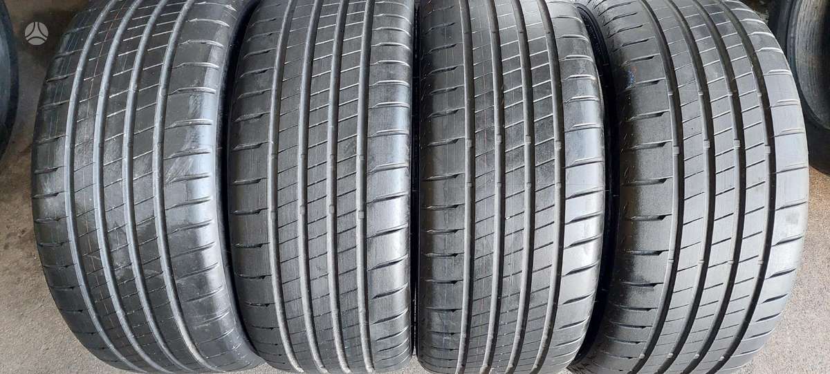 Bridgestone, summer 225/40 R18