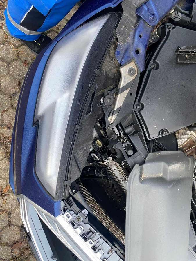 Audi A4 по частям