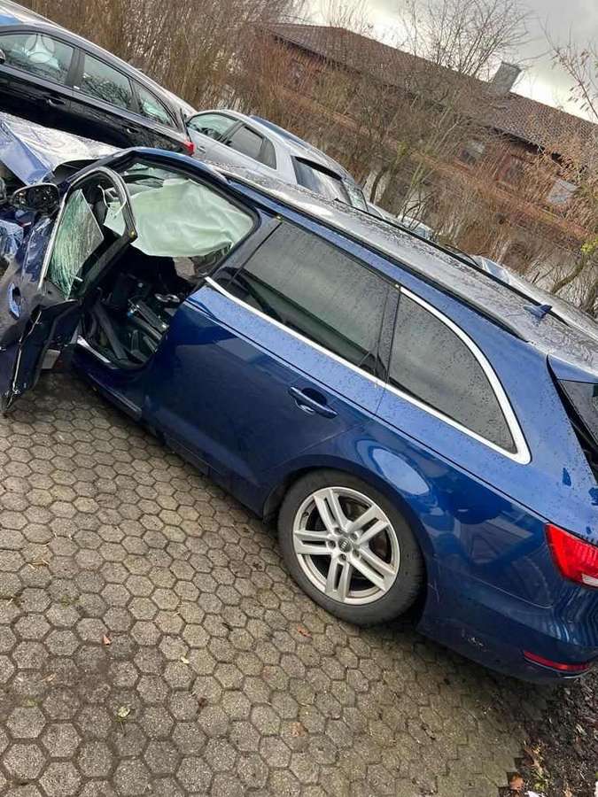 Audi A4 по частям