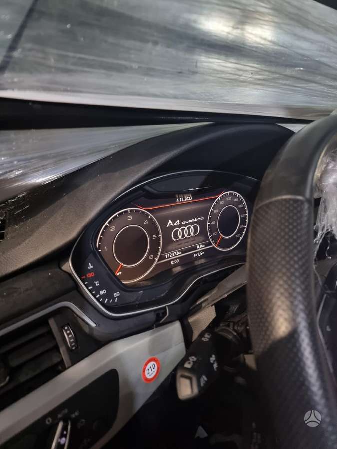 Audi A4 dalimis