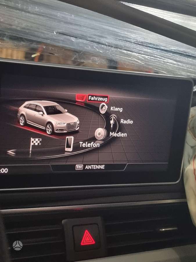 Audi A4 dalimis