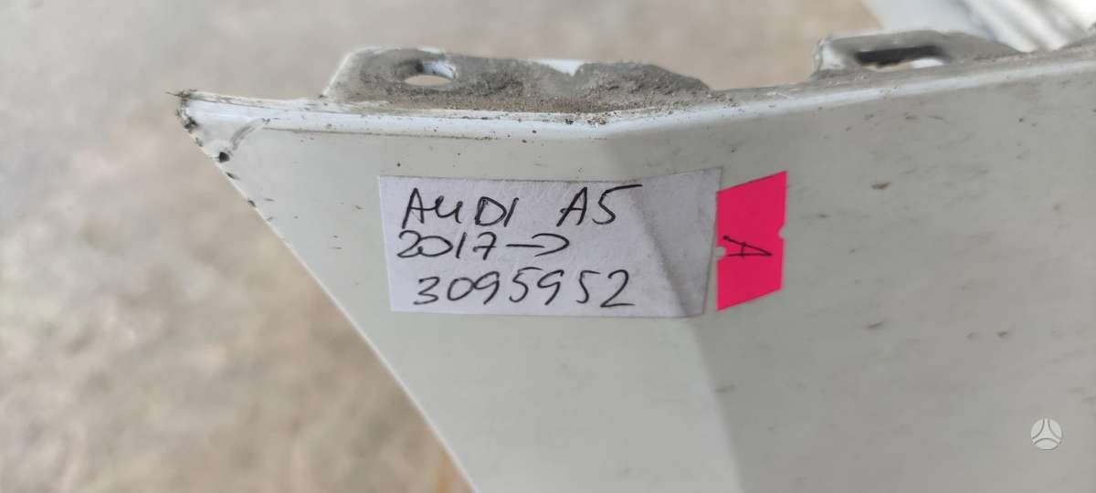 Audi A5, 8W6807437, Cen12106