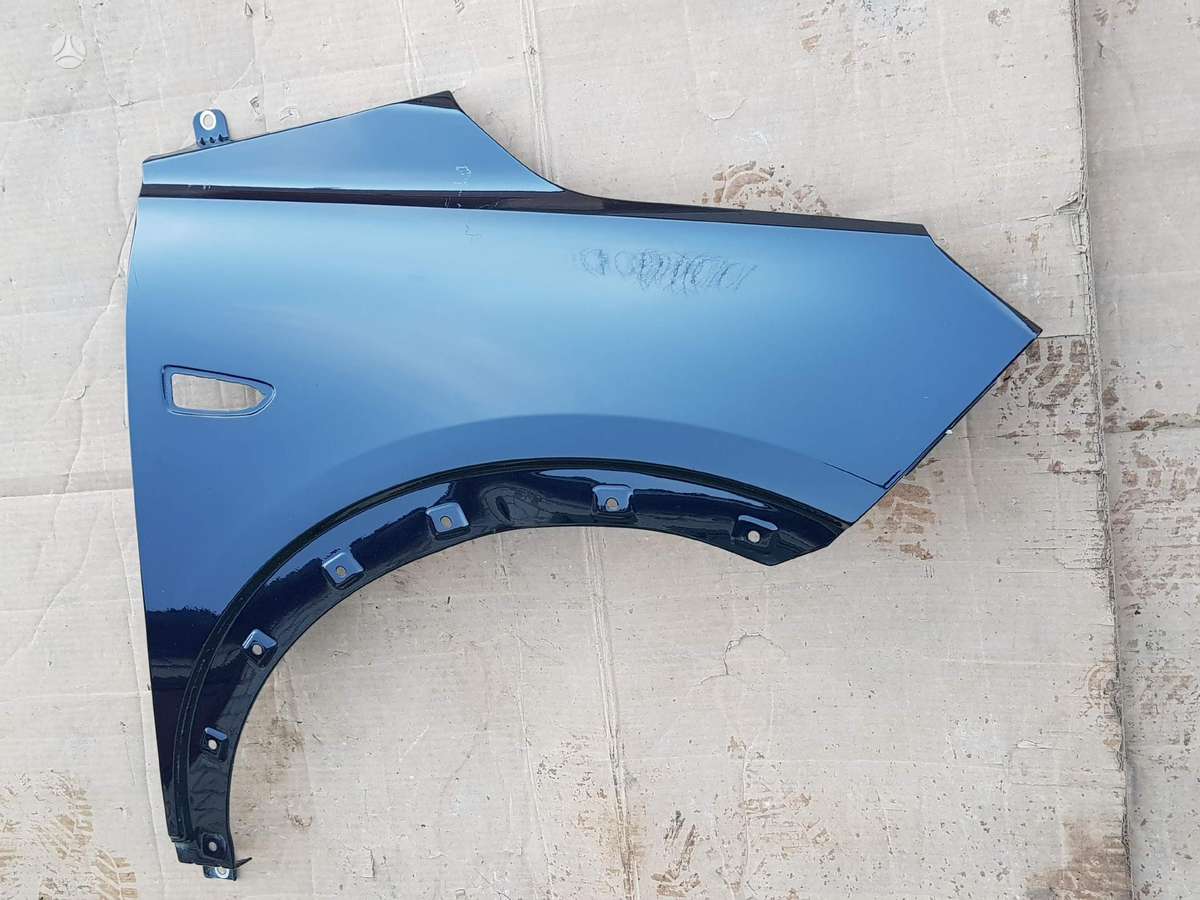 Opel Crossland X, 134, детали кузова