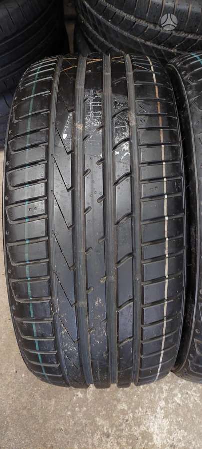 Hankook, vasarinės 225/40 R18