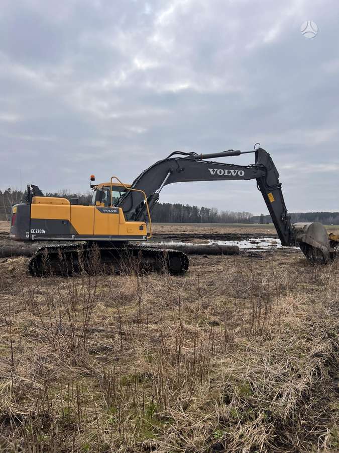 Volvo EC220DL, ekskavatori