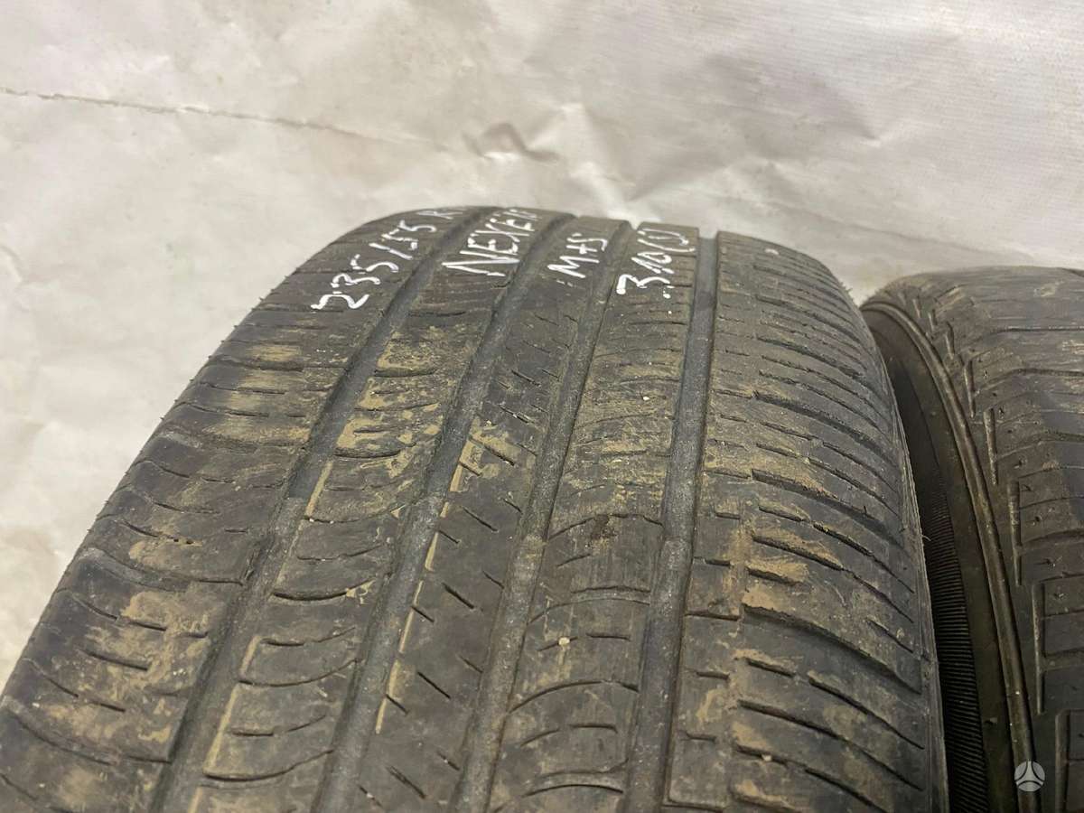 Nexen, all-season 235/55 R17
