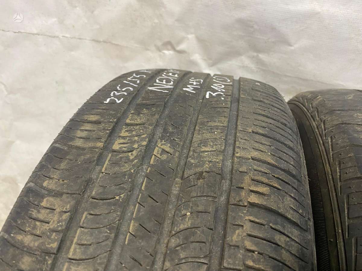 Nexen, universalios 235/55 R17