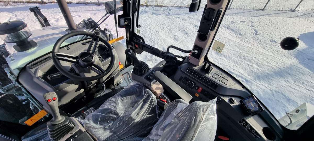 Hidromek HMK 102B, excavator loader