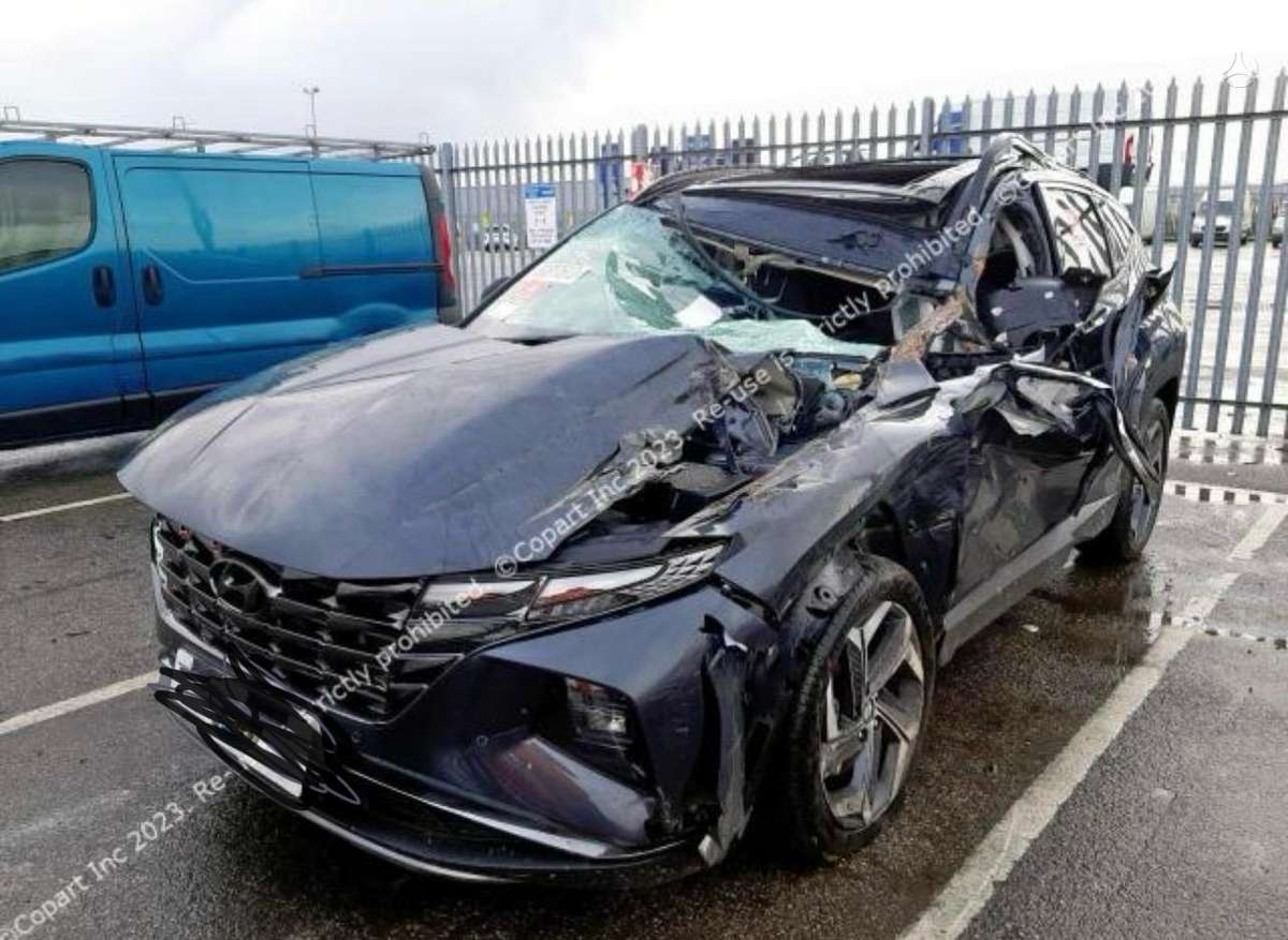 Hyundai Tucson по частям. Dalimis