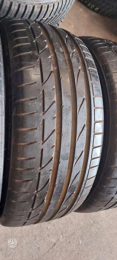 Bridgestone, летние 225/40 R18