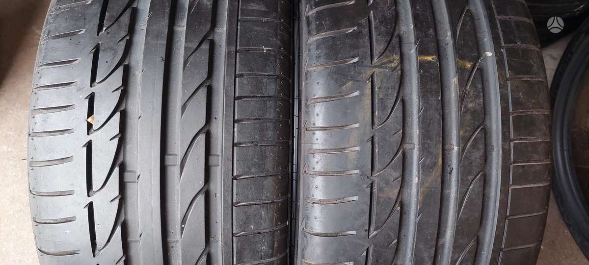 Bridgestone, vasaras 245/35 R18