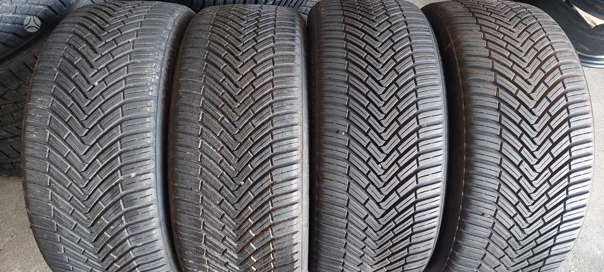 Continental, всесезонные 225/40 R19