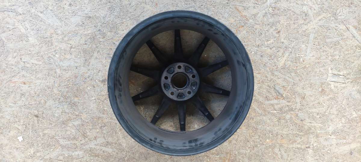 BMW 2 serija Cen12322
