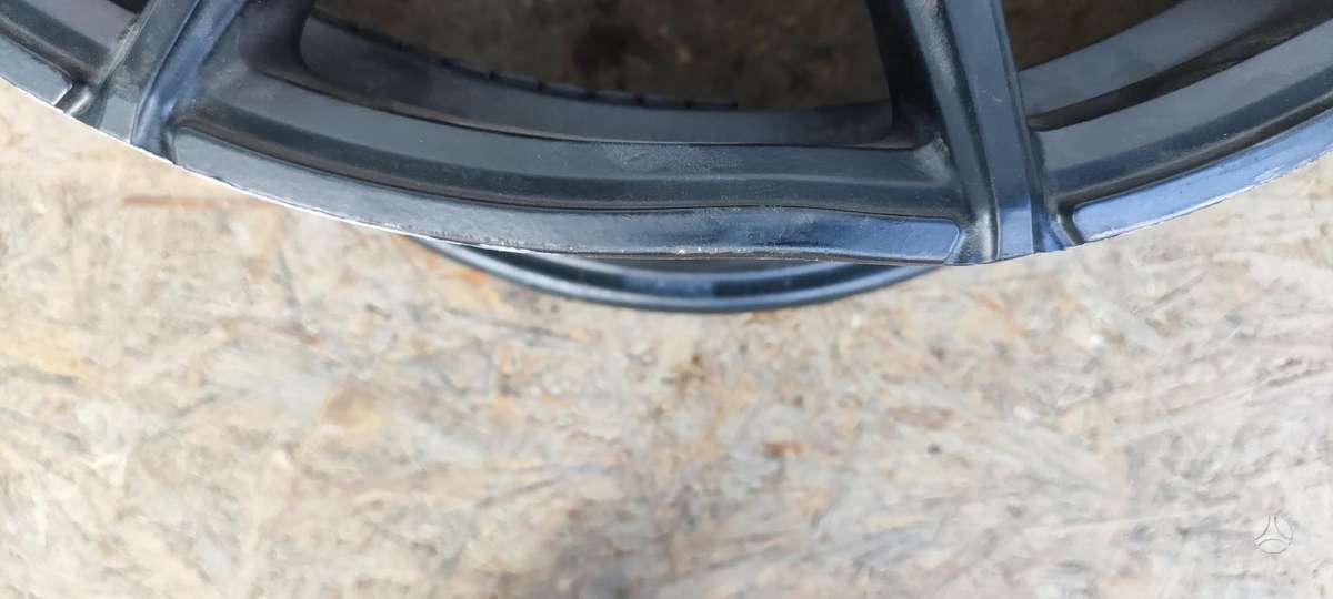 BMW 2 serija Cen12323