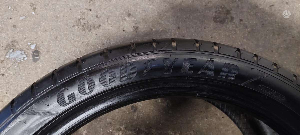 Goodyear, vasarinės 245/35 R18