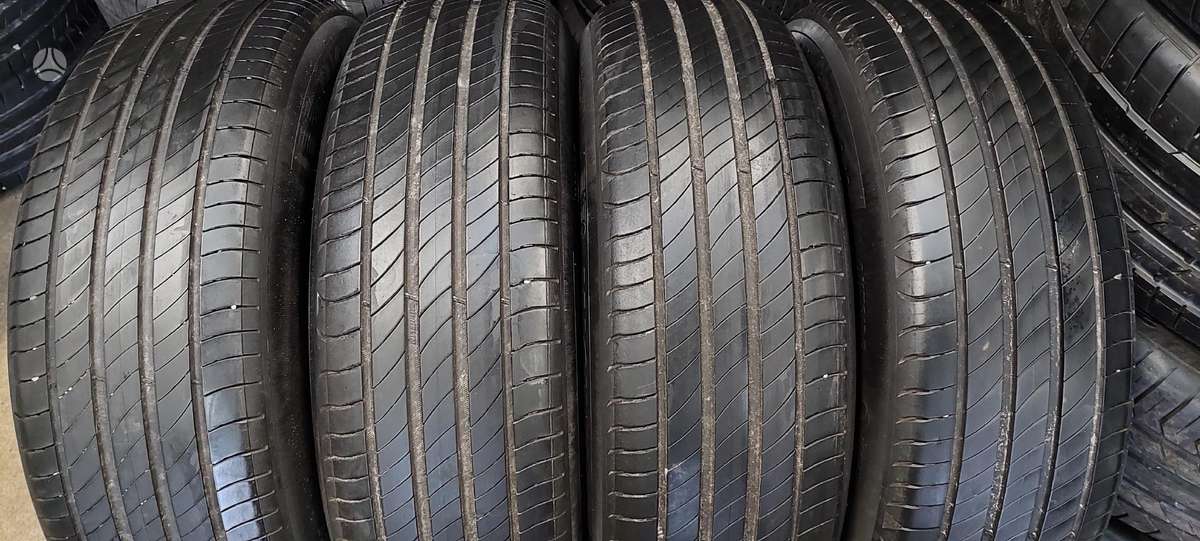 Michelin, vasarinės 215/65 R17