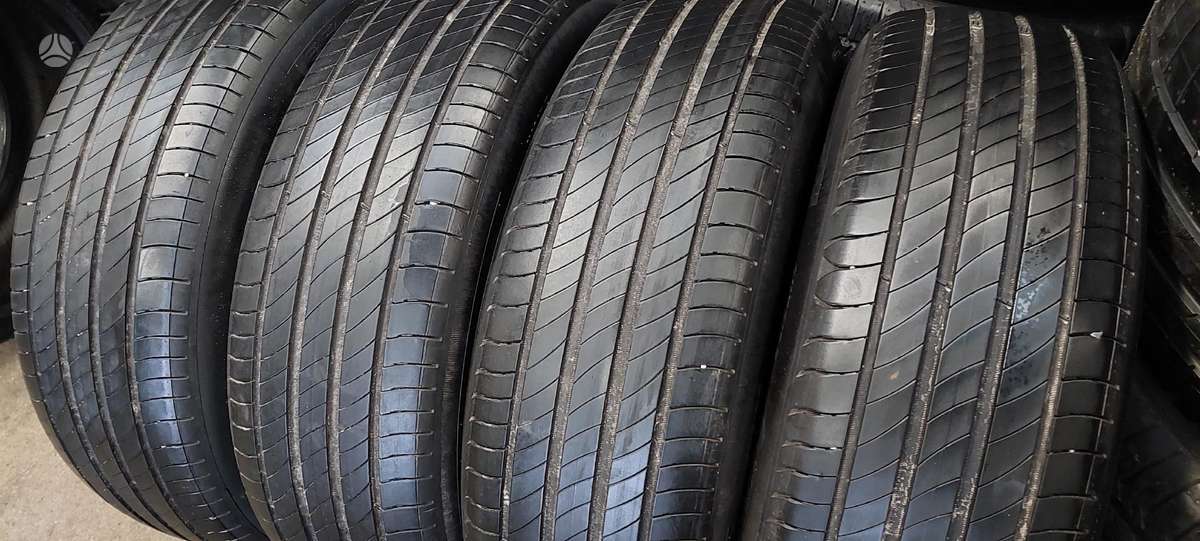 Michelin, vasarinės 215/65 R17