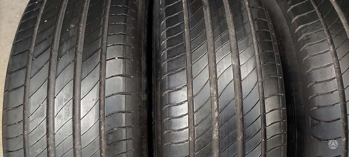 Michelin, vasarinės 215/65 R17
