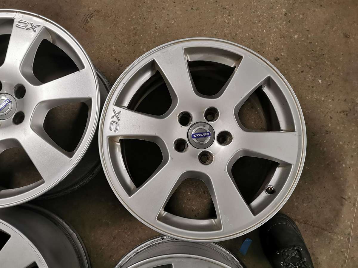 Volvo Xc, lengvojo lydinio, R17