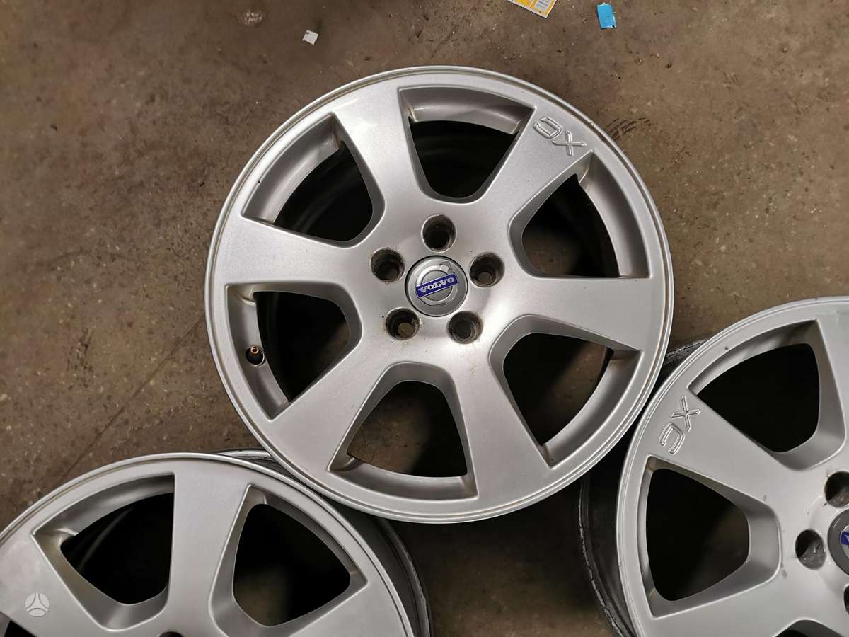 Volvo Xc, lengvojo lydinio, R17