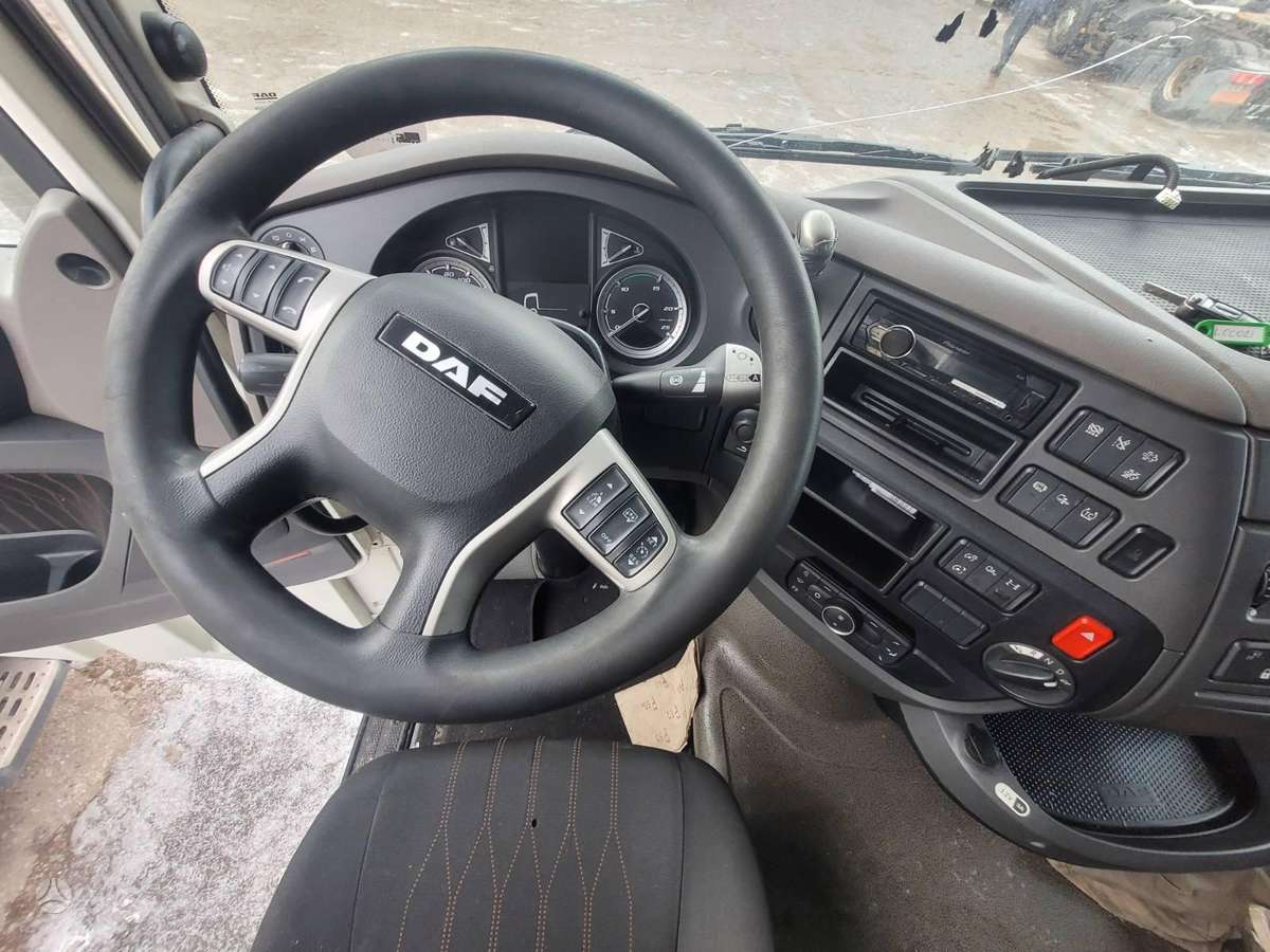DAF XF480FT, vilcējs