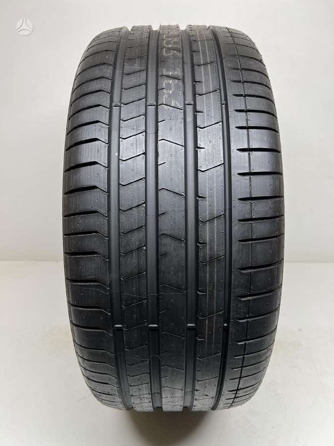 Pirelli P-Zero RFT, summer 275/35 R21