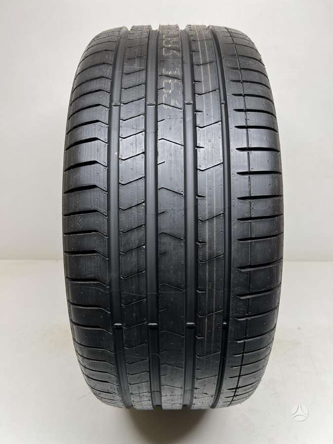 Pirelli P-Zero RFT, vasarinės 275/35 R21