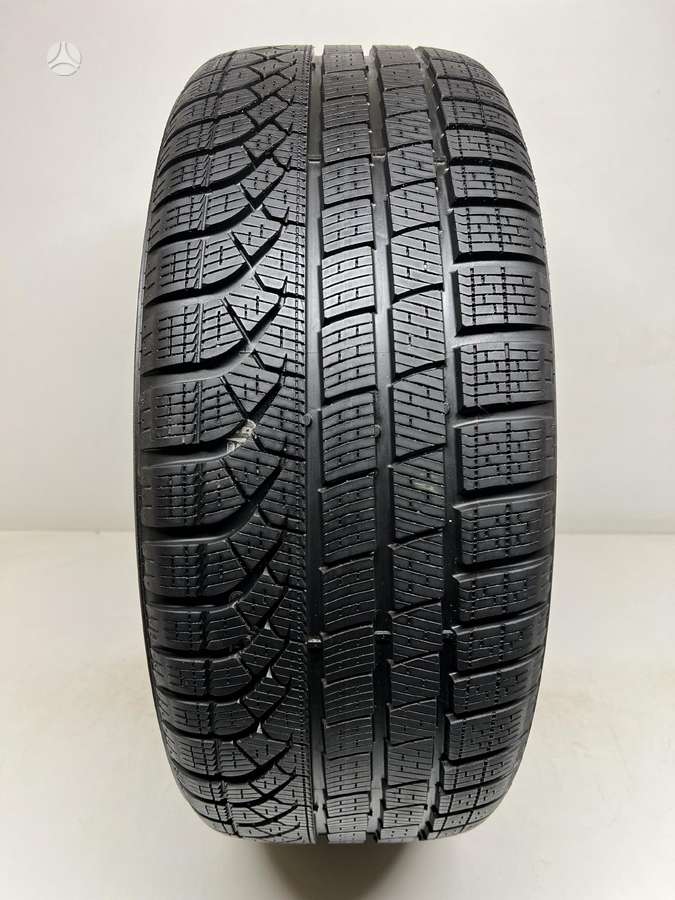 Pirelli P-Zero Winter * 2025m, winter 245/50 R19