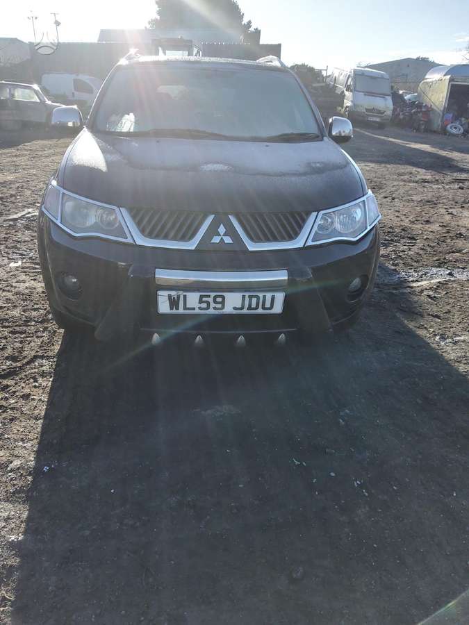 Mitsubishi Outlander rezerves daļās