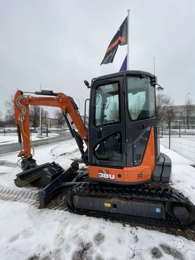 Hitachi ZX38U-6, mini ekskavatoriai